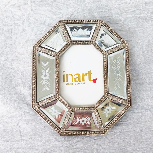 Metal octagonal frame with engraved mirror like new
