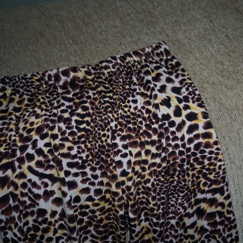 Women's leggings new, size M
