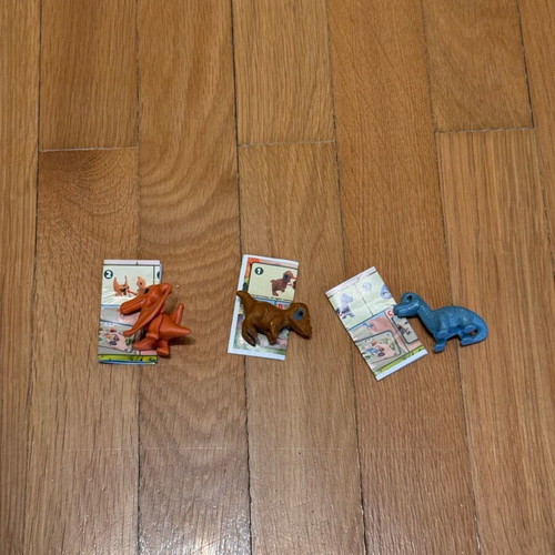 Kinder Surprise Natoons Dinosaurs 3 figures like new