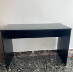 Black desk like new