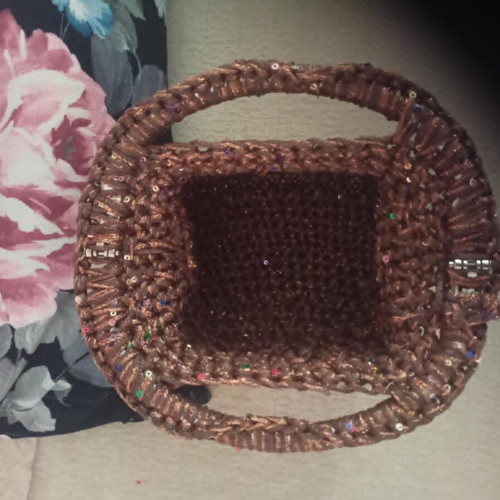 Handmade knitted handbag with clutch 20 cm, new, brown and gold with sequins