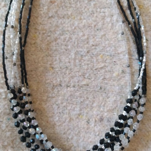 Statement beaded necklace new, black and white