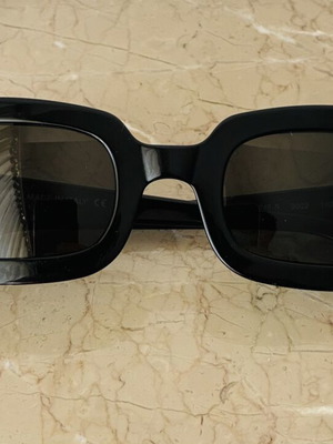 Genny vintage black sunglasses