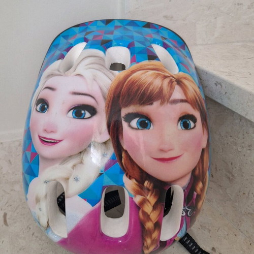 Used children's scooter FROZEN GIFT Helmet
