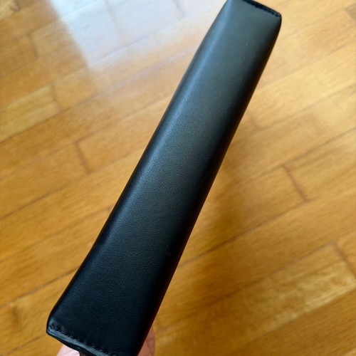 Nine West black clutch bag like new with pouch