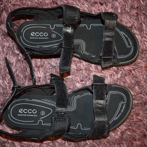 Ecco Receptor Technology Hiking Sandals for Men size 44 like new