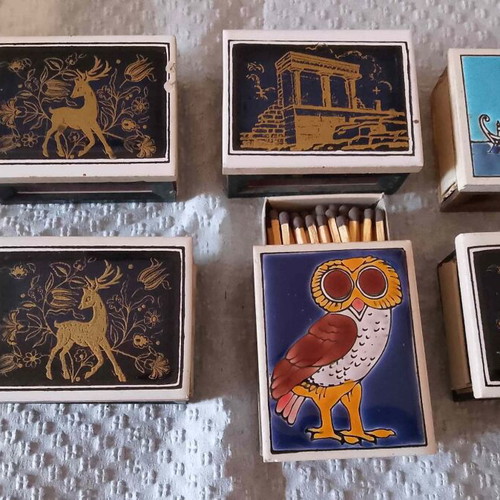 Collectible 1970 matchboxes like new, pack of 11 with tile and enamel