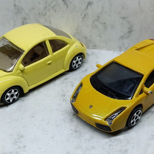 Burago and Maestro Toy Cars like new, 1/43 scale VW Beetle and Lamborghini Gallardo