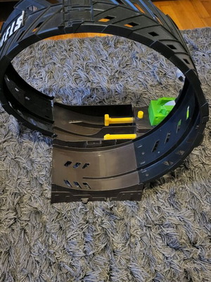 Hot Wheels track like new