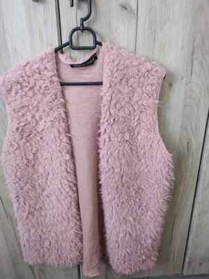 Pink fuzzy vest Morena Spain like new, size S-M
