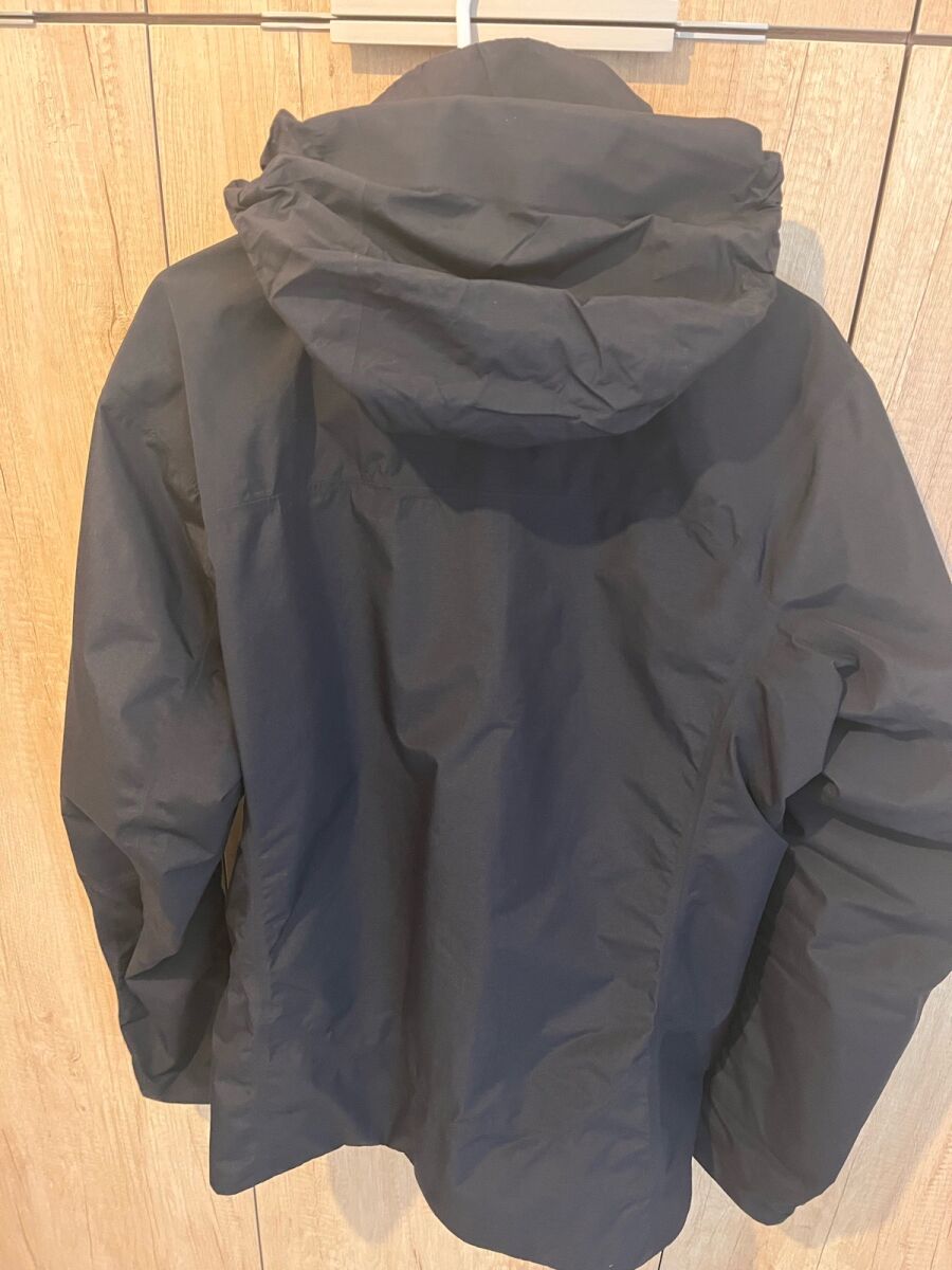 Arc'teryx Ames jacket like new, black,… - € 290,00 - Vendora.cy
