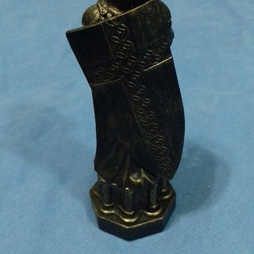 Black Queen chess piece Harry Potter used