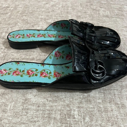 Gucci GG Marmont flat mules used, black patent leather, size 39.5
