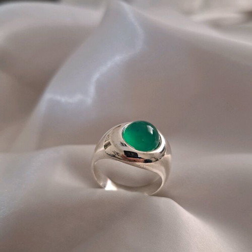 Silver ring 925 with green cabochon stone size 54 new