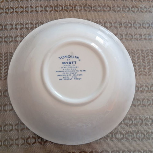 Vintage English plate like new