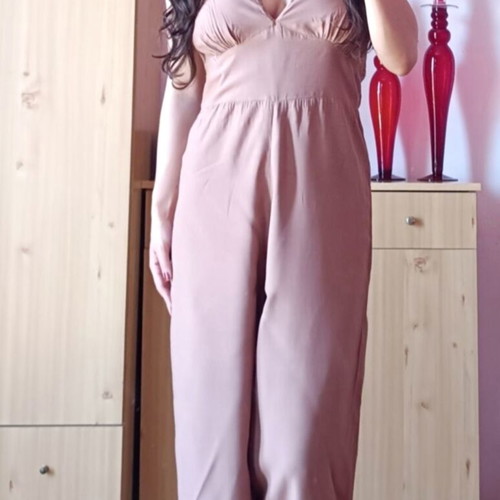 Lynne elegant jumpsuit size M, like new, beige