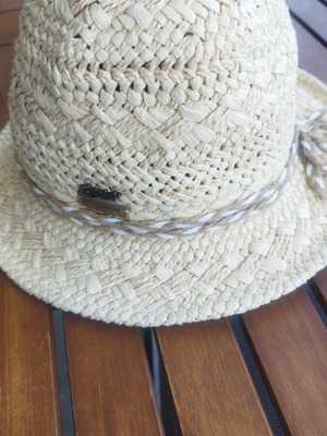 Handmade women's straw hat beige, like new