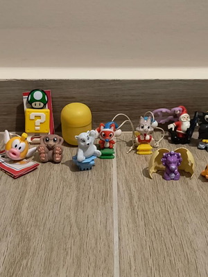 Kinder Surprise Figures and Frozen Gift New Pack
