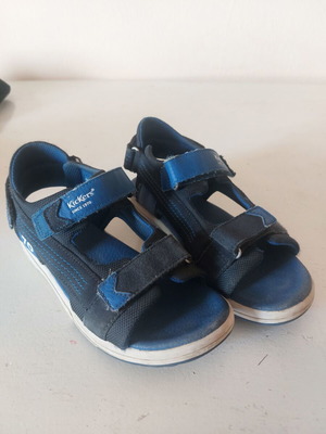 Πέδιλα Kickers παιδικά Νο36 μεταχειρισμένα, μαύρο και μπλε