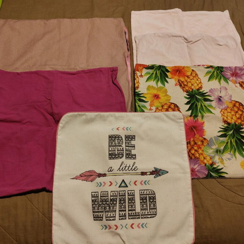 Various pillowcases like new, 2 pcs 50x50 and 4 pcs 40x40