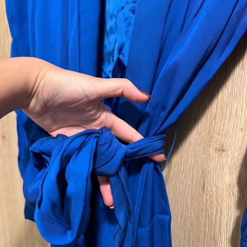 Φόρεμα Zara σαν καινούργιο, μπλε με δέσιμο και σατέν φόδρα
