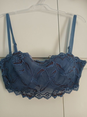 Bra 75B like new, blue
