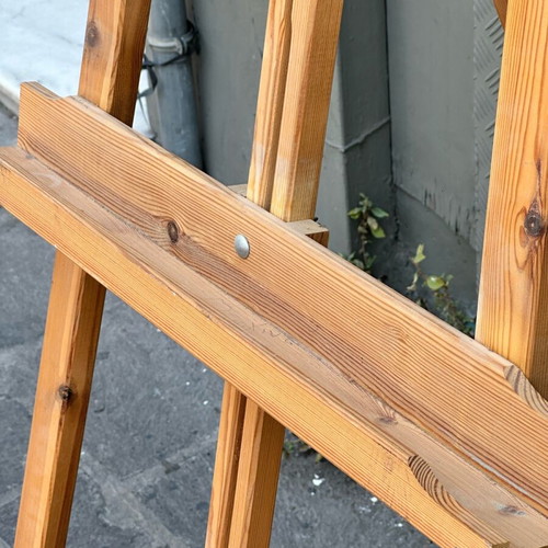 Wooden adjustable painting easel used