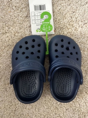 Βρεφικά πέδιλα Crocs καινούργια με καρτελάκι, νούμερο 19-20