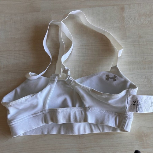 Under Armour women's sports bra white, like new, size XS