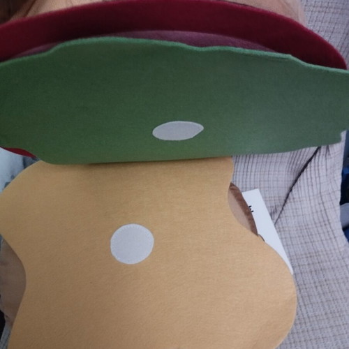 Decorative pillow like new, assembly with scratch, ideal for kids' room