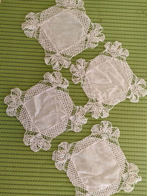 Vintage handmade crochet doilies set of 4, like new
