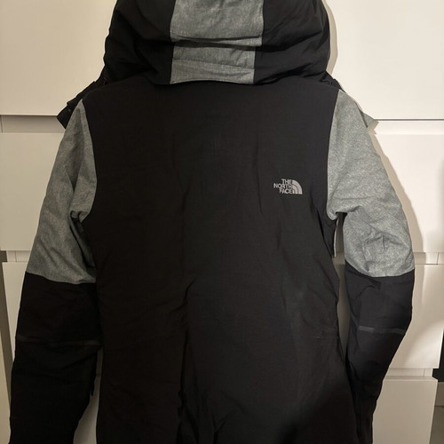 The North Face women's winter and waterproof jacket like new