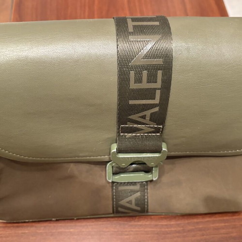 Valentino crossbody bag used, green, slightly faded corners