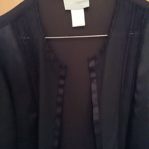 La Redoute Collections black shirt like new with unique front and sleeve design