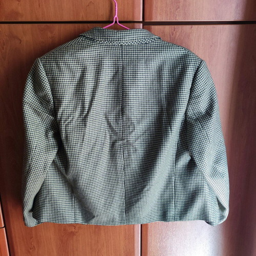 Jacket like new, size M, gray and beige