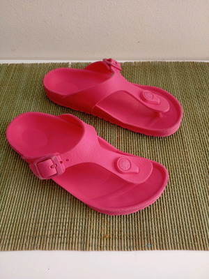 Birkenstock σαγιονάρα παιδική για κορίτσι νούμερο 30 μεταχειρισμένη, ροζ