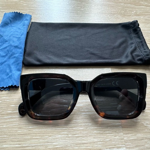 Hawkers Tortoise Sunglasses like new, brown with black lens
