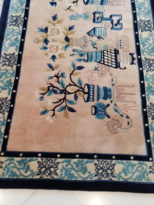 Wool rug Chinese style used with traditional patterns
