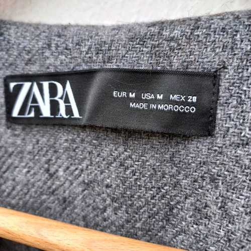 Sleeveless wool coat Zara used, gray, size M