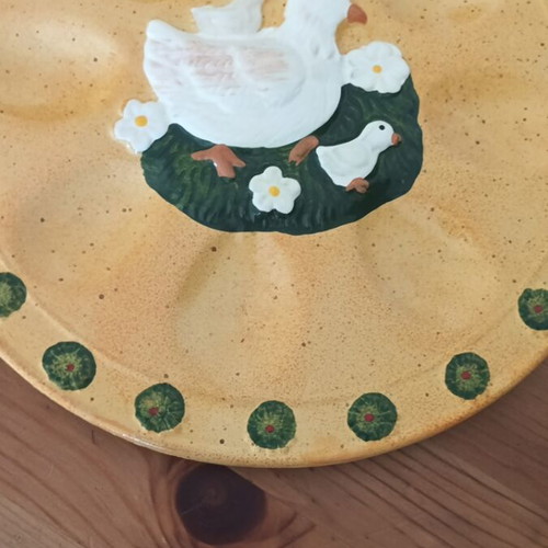 Ceramic decorative platter with hen and chick rustic design new