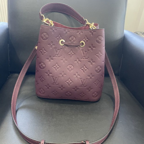 Authentic leather bag, burgundy