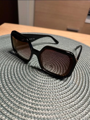MCM sunglasses like new, brown lenses