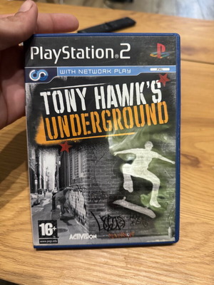 Tony Hawk Underground PlayStation 2 (PS2) like new, complete