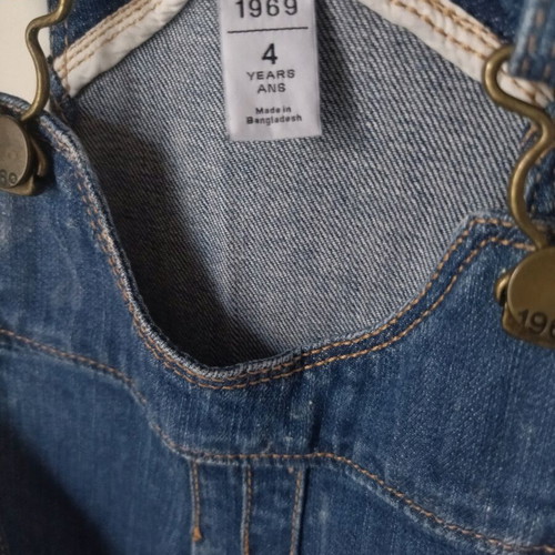 BabyGap denim salopette like new, size 4 years, blue