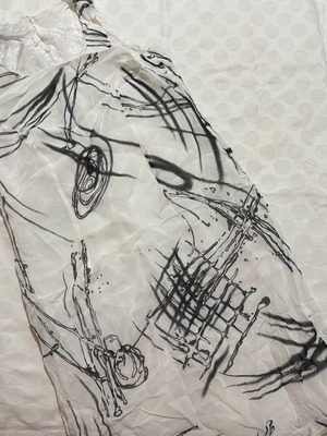 Vintage sleeveless dress white with black abstract designs size L like new