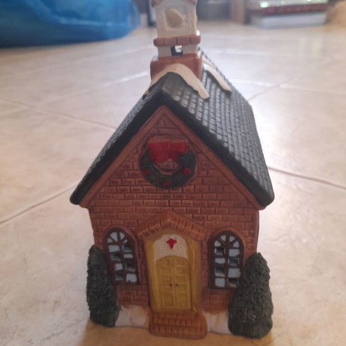 Small temple house decorative item
