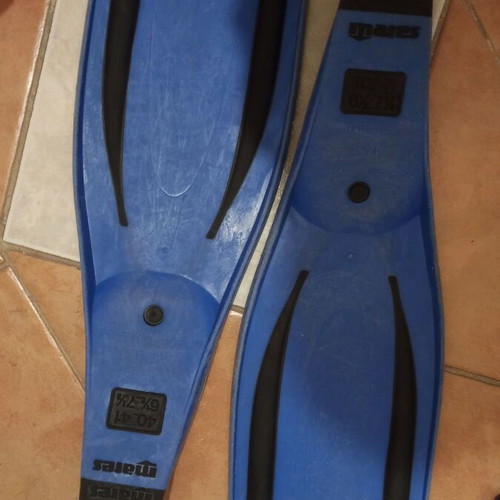 Mares diving fins used, size 40/41, blue