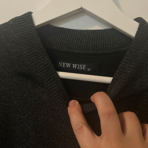New Wise dark gray pullover medium like new