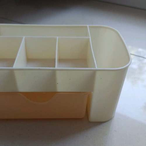 Cosmetic organizer case new