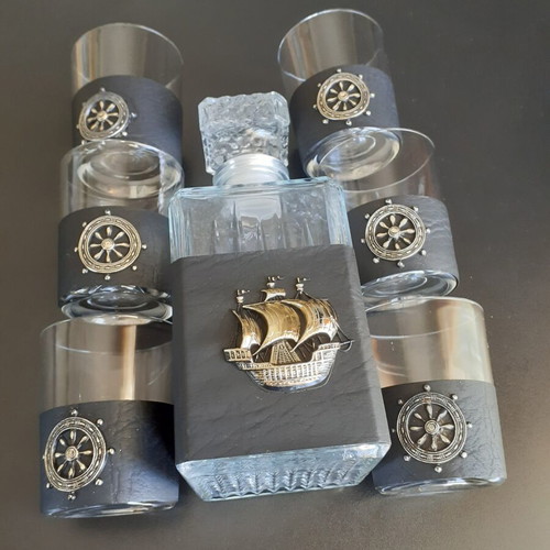 Set of 6 glass whiskey glasses with bottle and leather decoration, like new